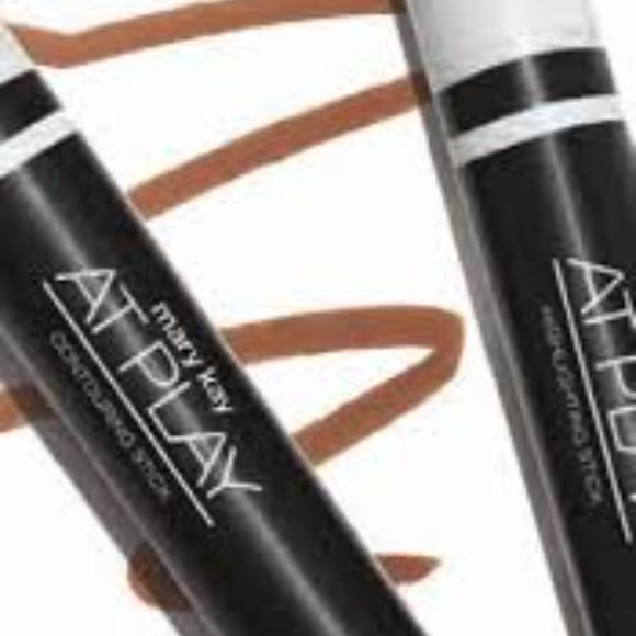 Sculpt 1 - Limited-Ed. Mary Kay At Play Contouring Stick - Picture 14 of 15